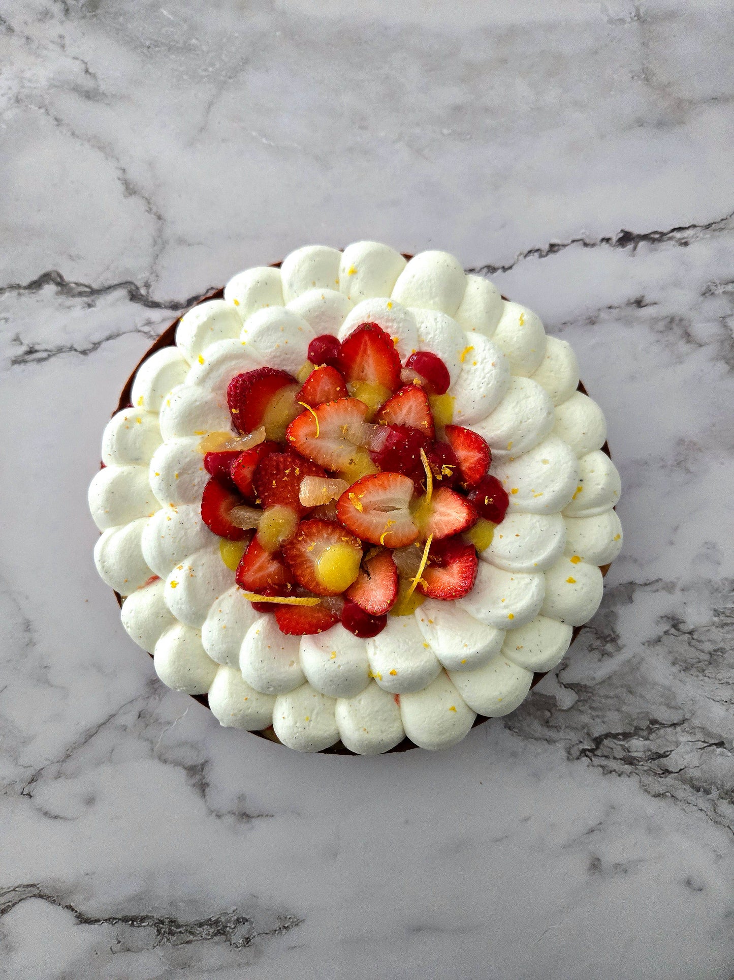 CITRON FRAISE TART (8-10 slices)