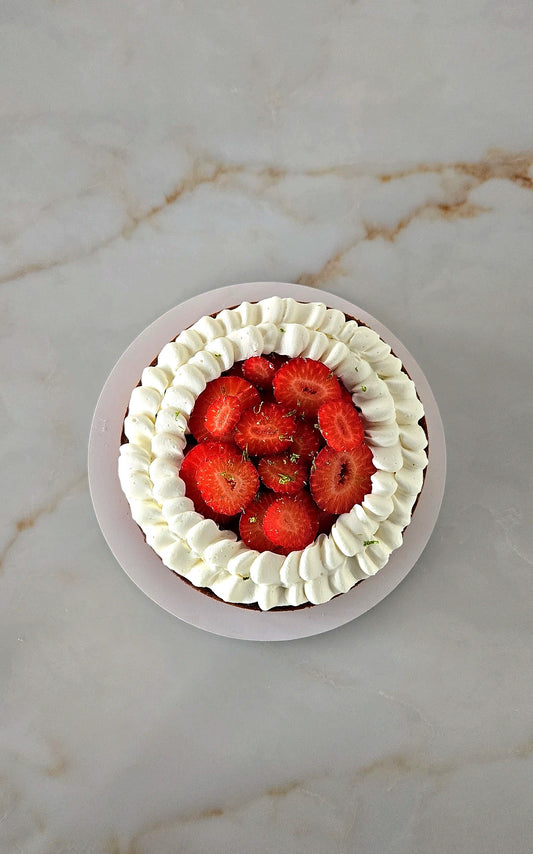 CLASSIC TARTE AUX FRAISES (CLASSIC STRAWBERRY TART)