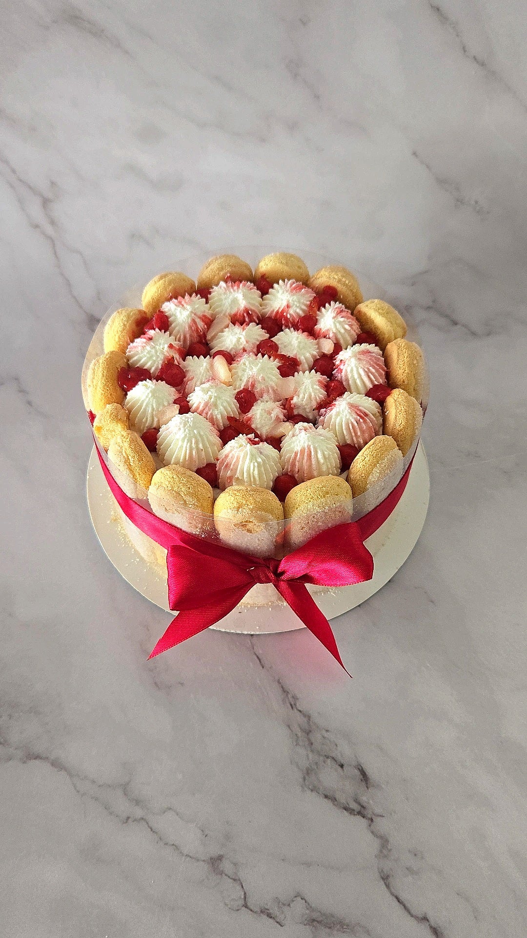 CHARLOTTE - LYCHEE FRAISE (LYCHEE STRAWBERRY)