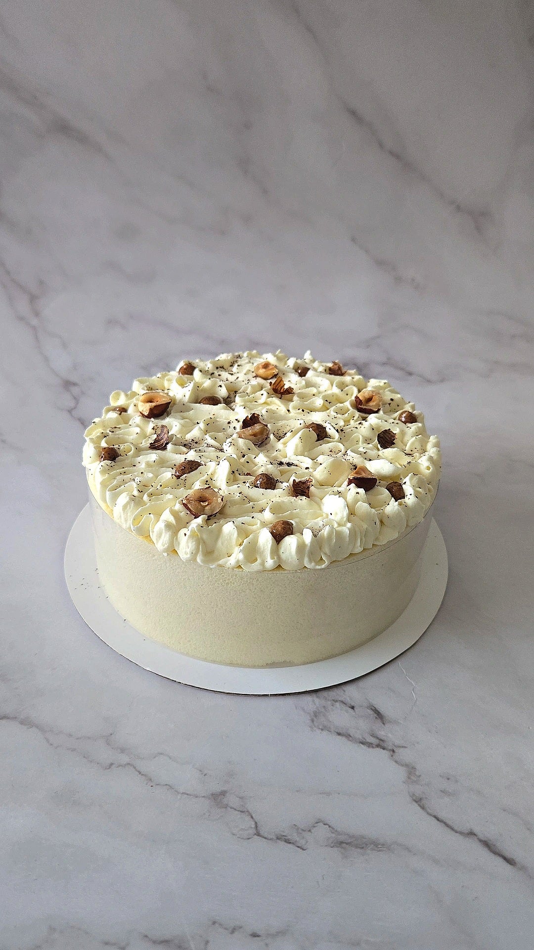 ROLL CAKE - VANILLA HAZELNUT (VANILLE NOISETTE)