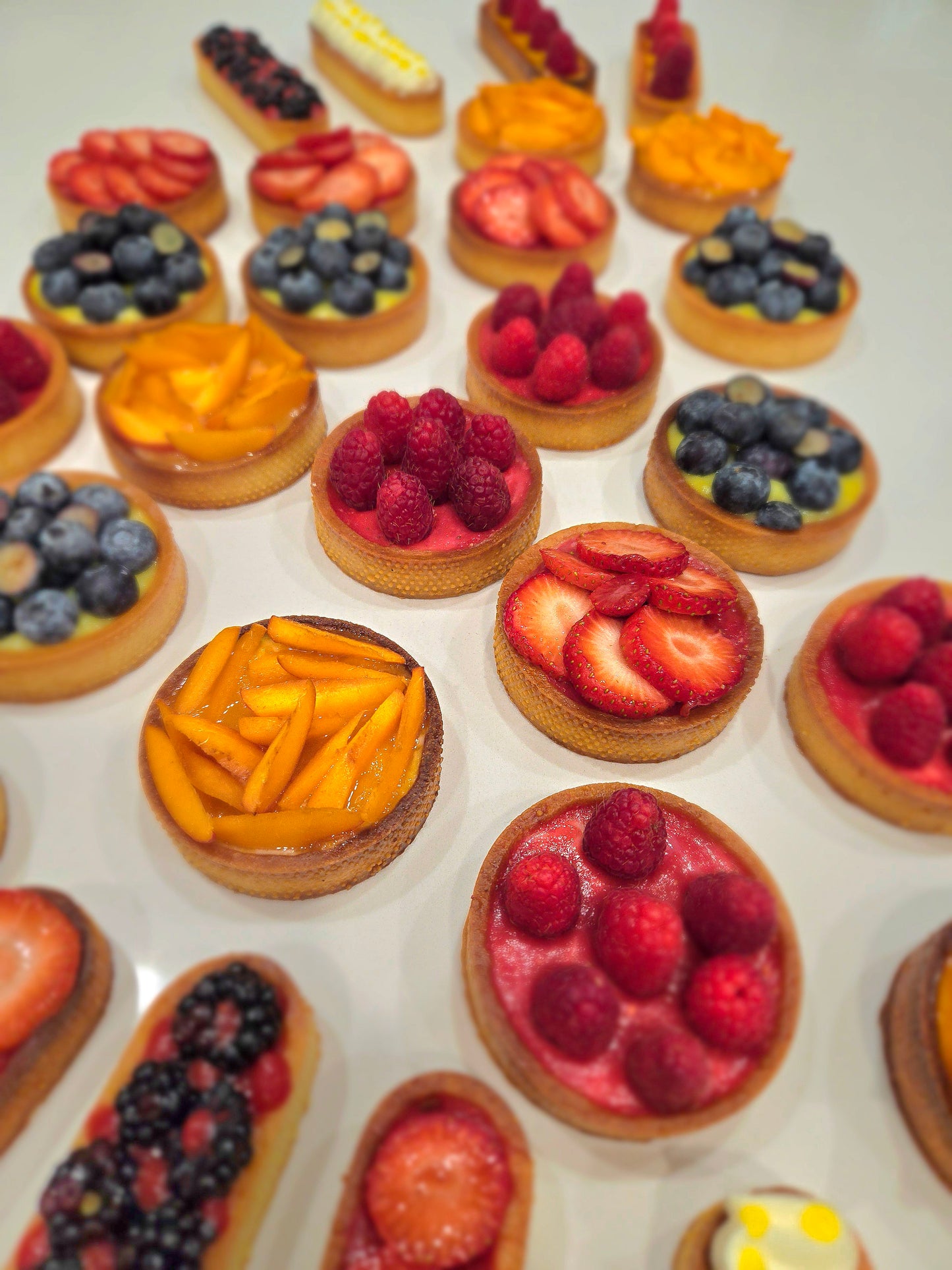 FRUITS TARTLETS - 40 TARTLETS "SUR-MESURE" (BUILD YOUR OWN  BOX)